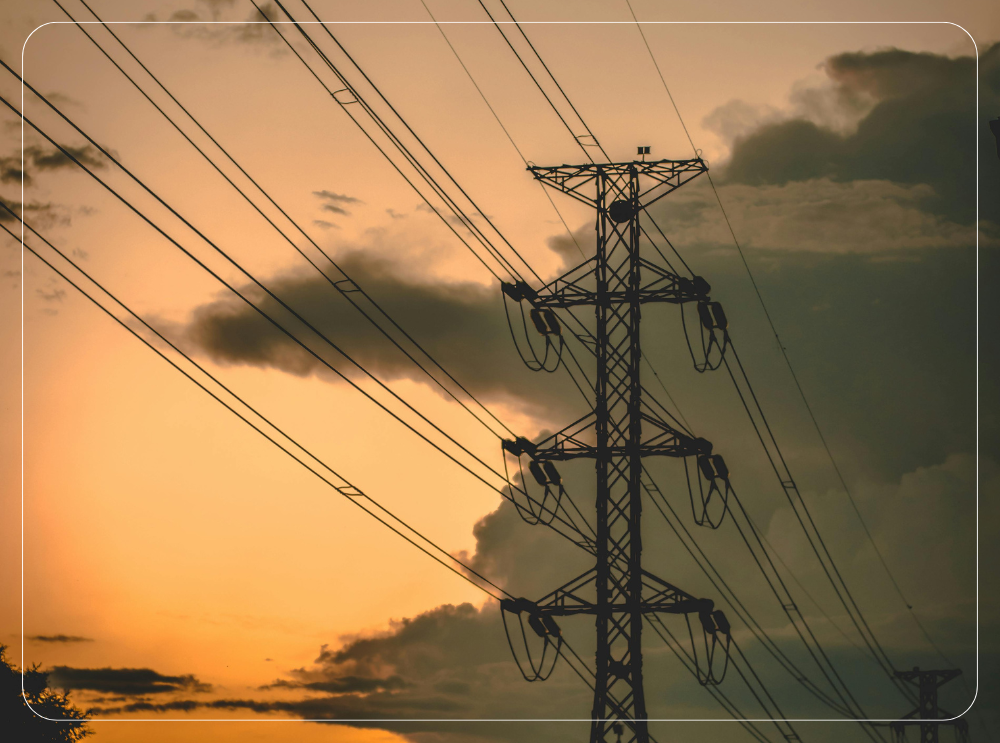 Linea eléctrica de alta tensión